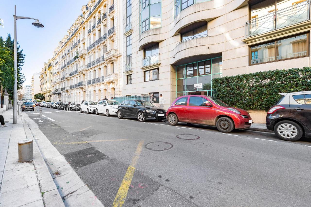 Nice Flat 5 Min Walking From The Sea Buitenkant foto